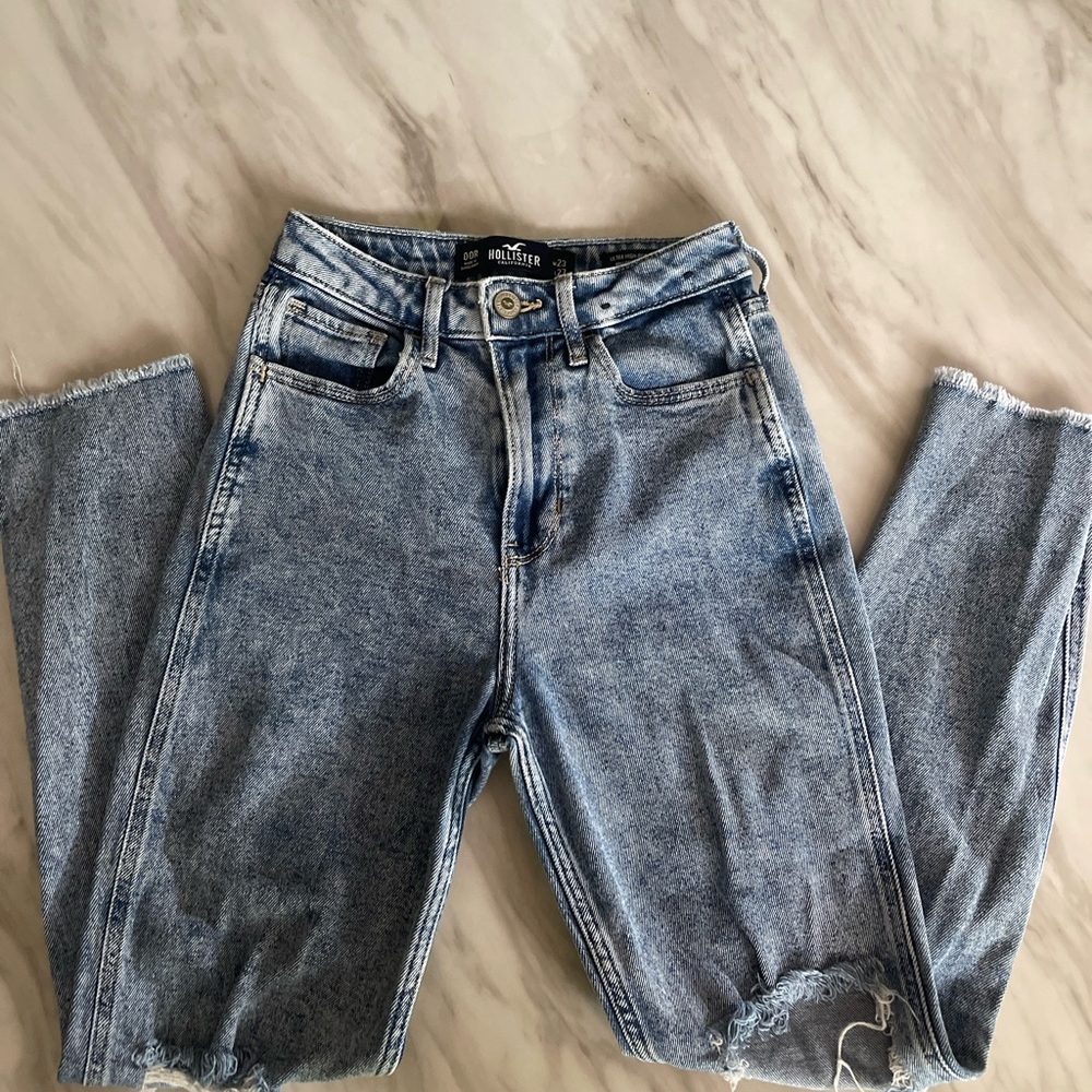 Hollister High Rise Blue Jeans